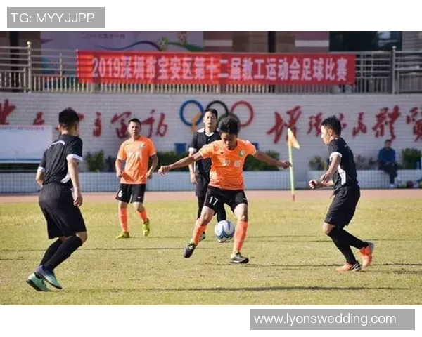 O型血足球明星的传奇故事与场上风采揭秘 O型血足球明星的传奇故事与场上风采揭秘