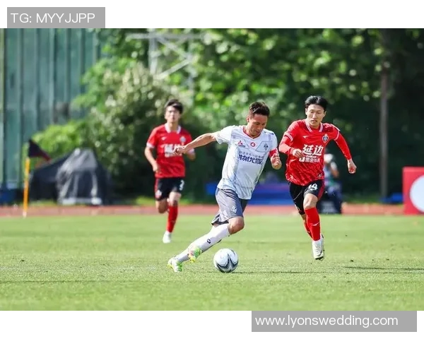 上海足球队意识变革引发热议推动本土足球发展新篇章 上海足球队意识变革引发热议推动本土足球发展新篇章