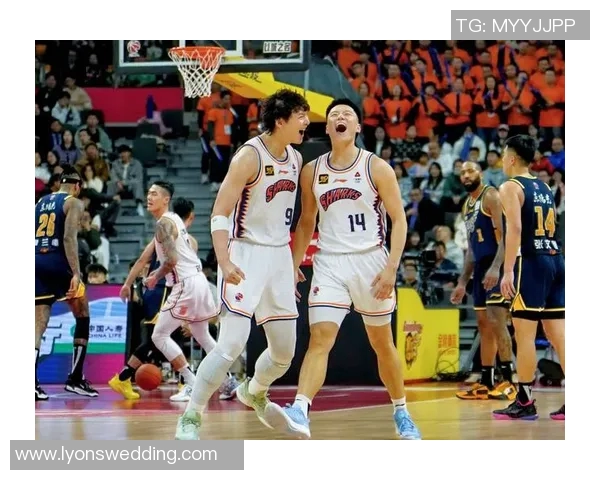 北京篮球队在世锦赛积分榜上以72分稳居第一名展现强劲实力 北京篮球队在世锦赛积分榜上以72分稳居第一名展现强劲实力