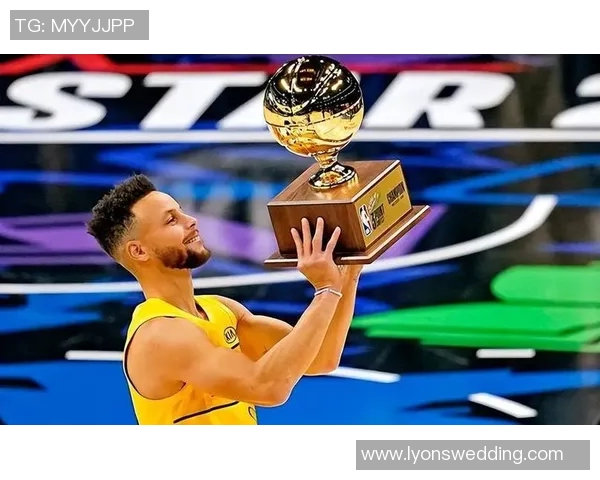 库里代言的足球明星背后的故事与影响力解析