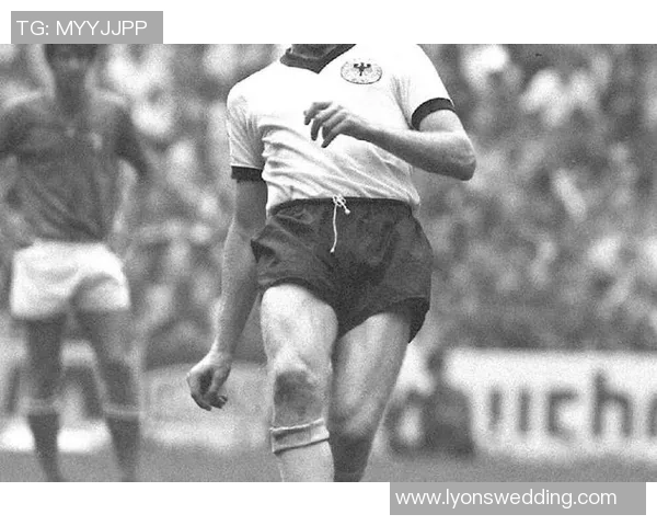 足球巨星心碎时刻回顾错失冠军的悲情故事与无奈心声 足球巨星心碎时刻回顾错失冠军的悲情故事与无奈心声